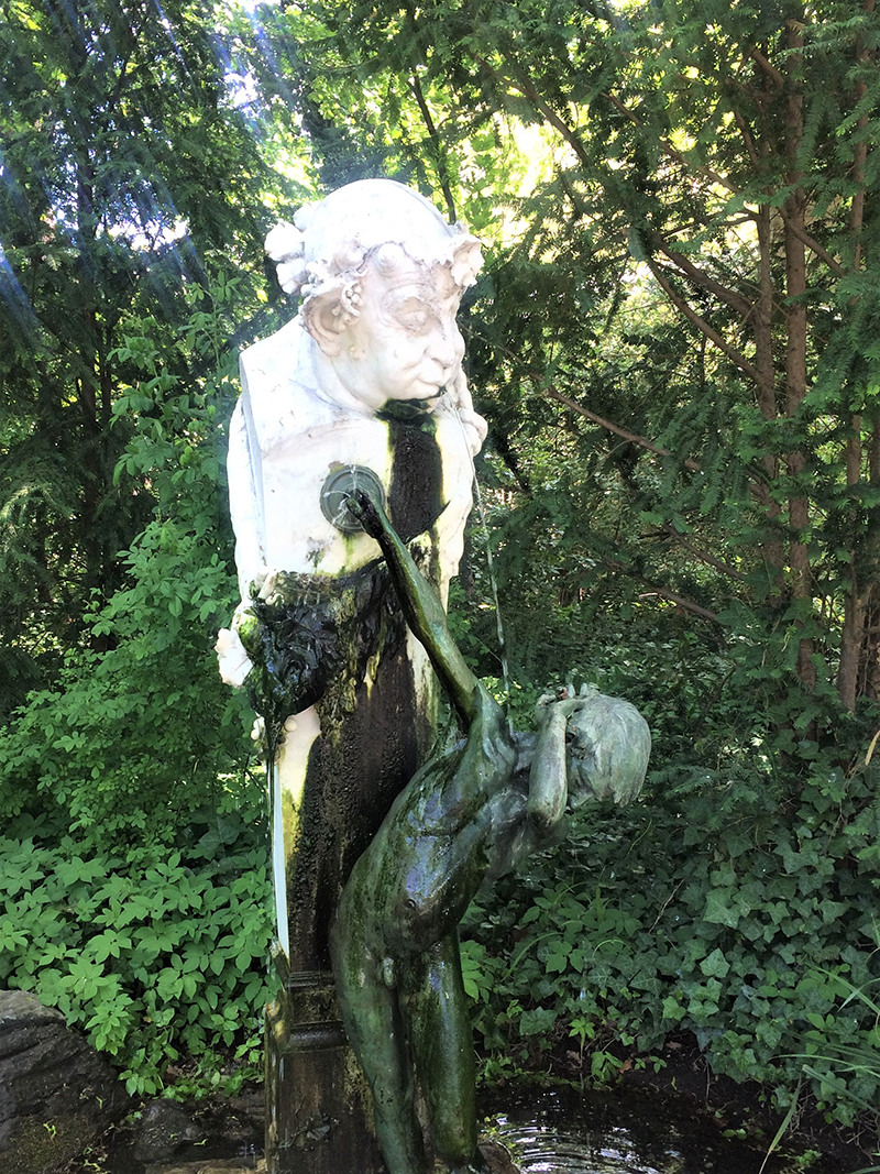 “喷泉”